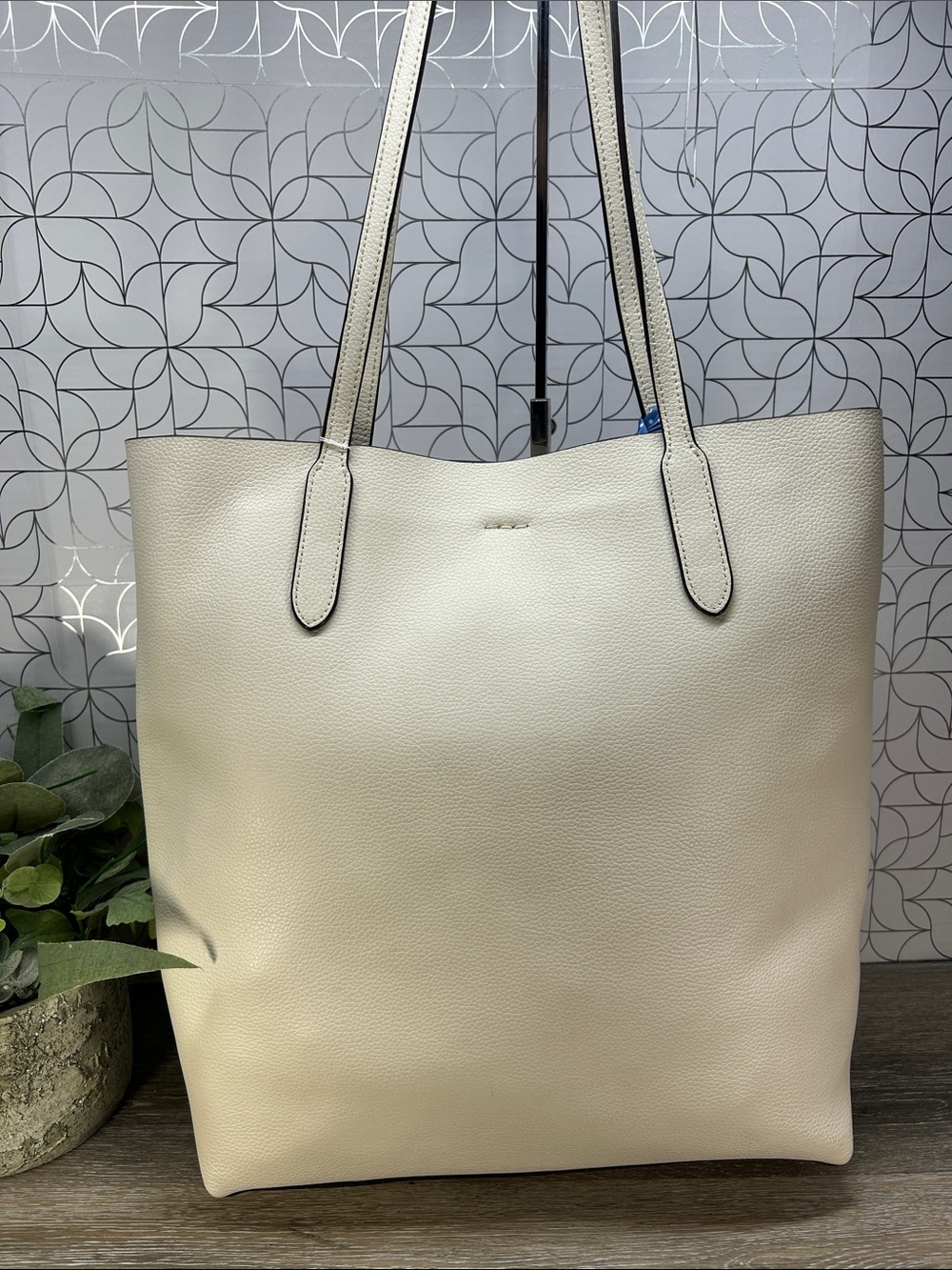 0636 Coach Leather Tote Bag in Cream 269130636 - Picture 2 of 14